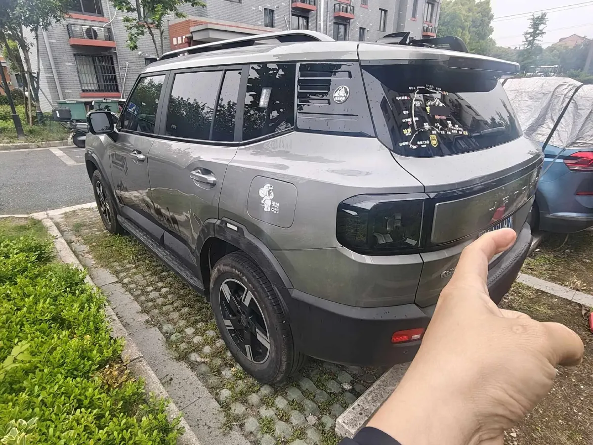 2025 Jetour Traveller 1.5T 184HP L4 7DCT,autocango,china used car exporter,china ev exporter,chinese used car exporter,chinese used ev exporter