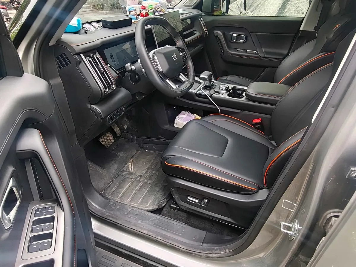 2025 Jetour Traveller 1.5T 184HP L4 7DCT,autocango,china used car exporter,china ev exporter,chinese used car exporter,chinese used ev exporter