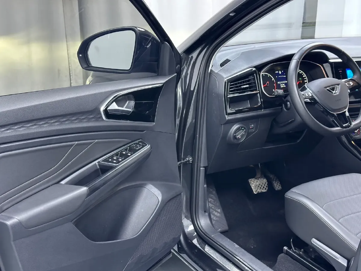 2022 Jetta VS5 1.4T 150HP L4 6AT,autocango,china used car exporter,china ev exporter,chinese used car exporter,chinese used ev exporter