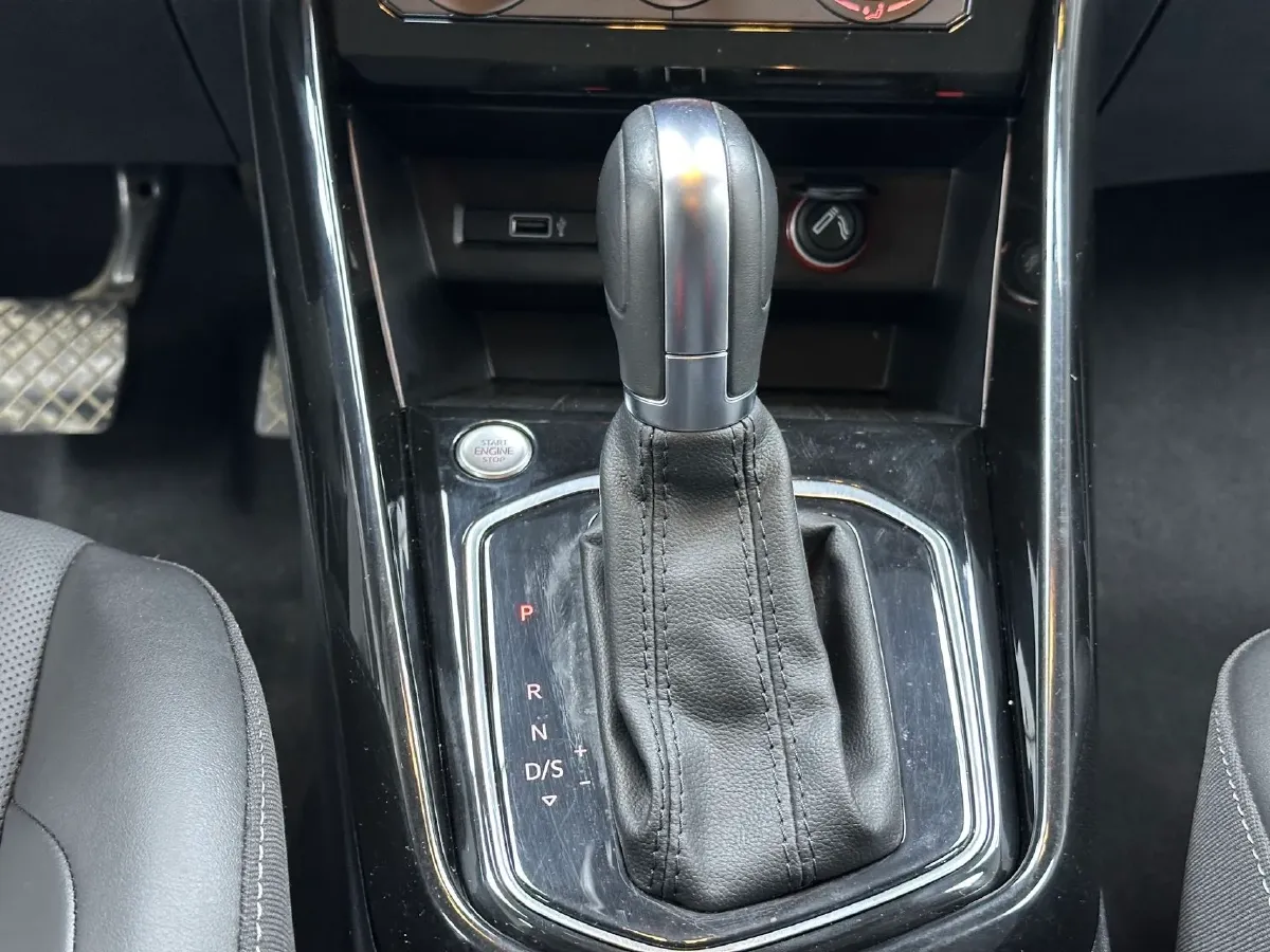 2022 Jetta VS5 1.4T 150HP L4 6AT,autocango,china used car exporter,china ev exporter,chinese used car exporter,chinese used ev exporter