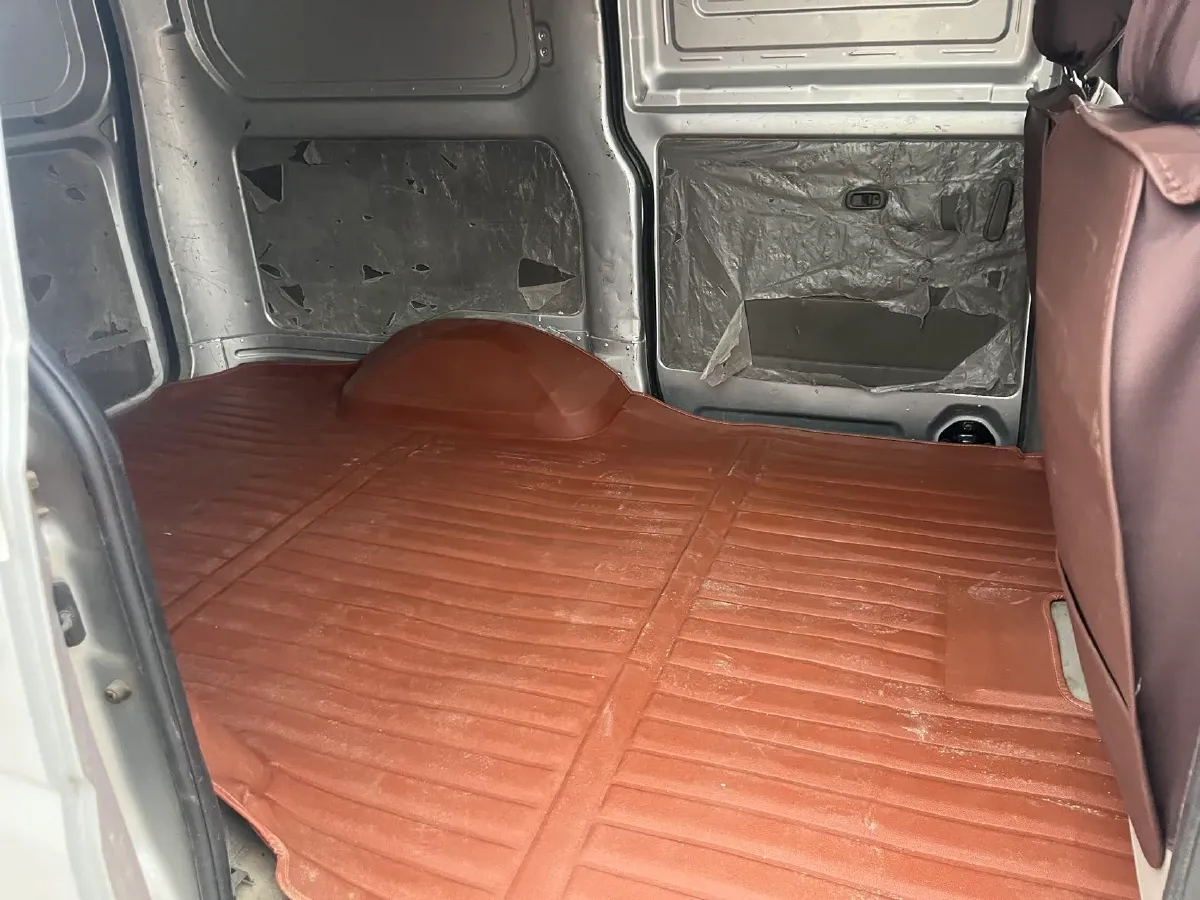 2019 WuLing RongGuang V 1.5L 99HP L4 6MT,autocango,china used car exporter,china ev exporter,chinese used car exporter,chinese used ev exporter