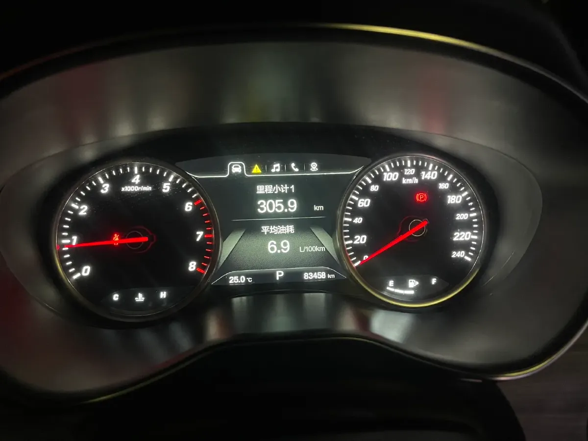 2017 BaoJun 730 1.5T 150HP L4 6DCT,autocango,china used car exporter,china ev exporter,chinese used car exporter,chinese used ev exporter