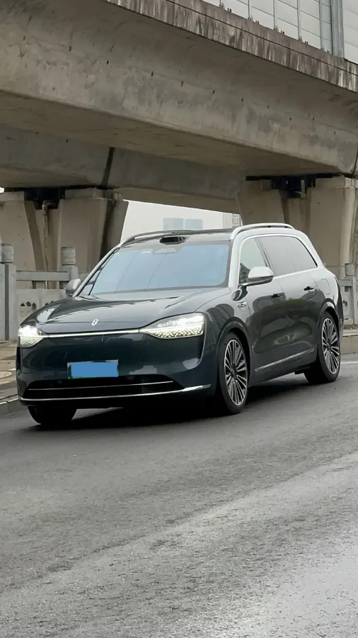 2024 AITO AITO M9 1.5T 152HP L4 REEV 42KWH,autocango,china used car exporter,china ev exporter,chinese used car exporter,chinese used ev exporter