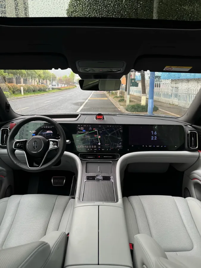 2024 AITO AITO M9 1.5T 152HP L4 REEV 42KWH,autocango,china used car exporter,china ev exporter,chinese used car exporter,chinese used ev exporter