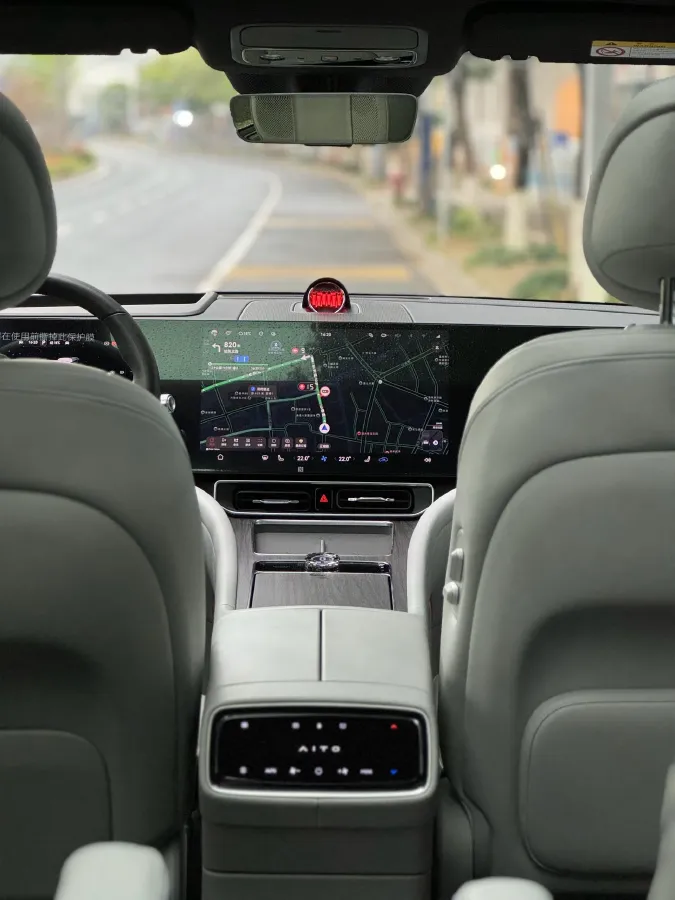 2024 AITO AITO M9 1.5T 152HP L4 REEV 42KWH,autocango,china used car exporter,china ev exporter,chinese used car exporter,chinese used ev exporter