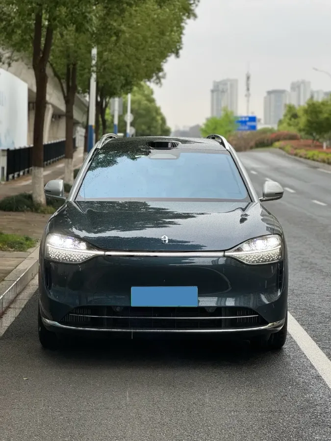 2024 AITO AITO M9 1.5T 152HP L4 REEV 42KWH,autocango,china used car exporter,china ev exporter,chinese used car exporter,chinese used ev exporter