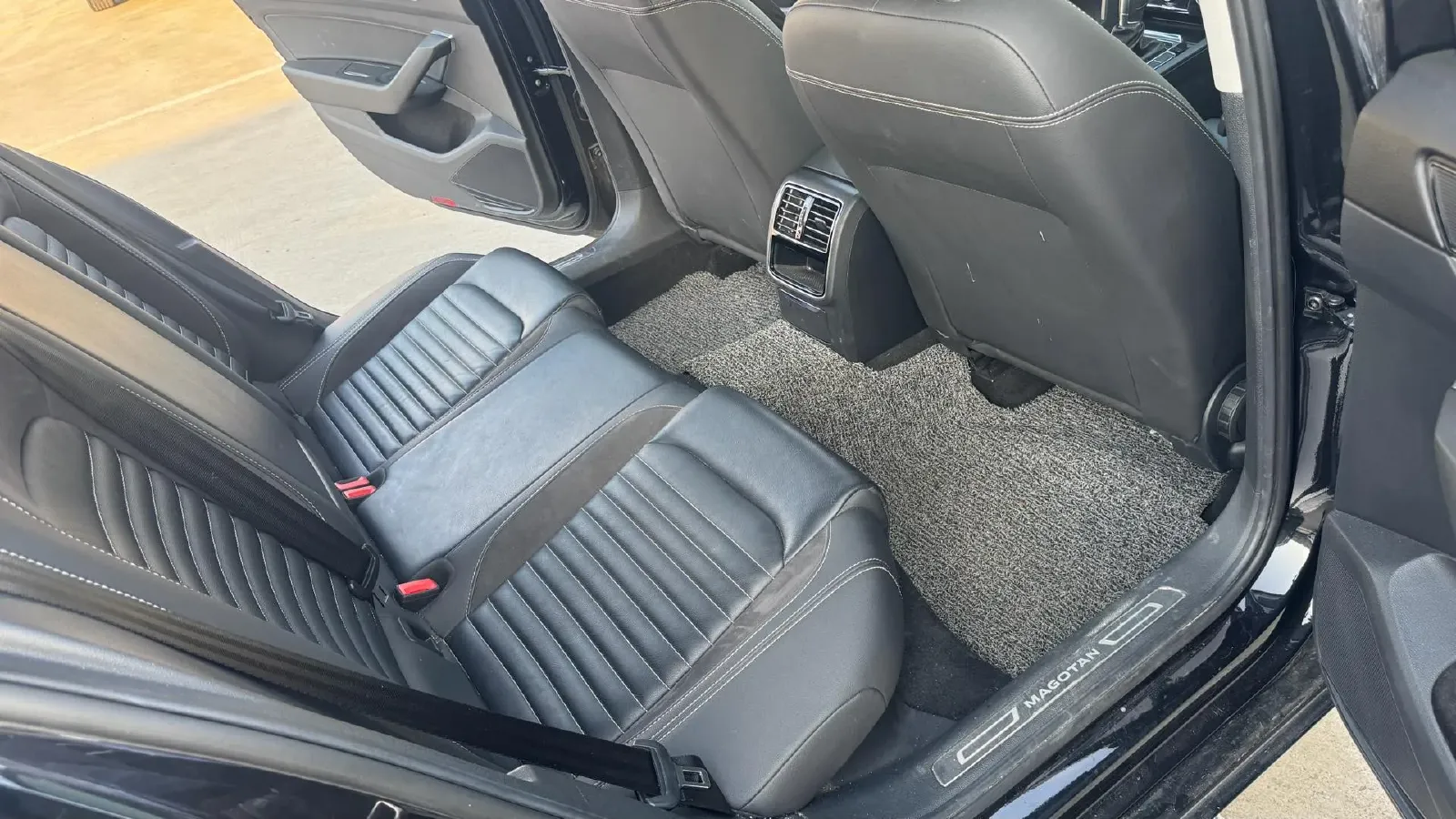 2019 Citroen C6 1.6T 170HP L4 6AT,autocango,china used car exporter,china ev exporter,chinese used car exporter,chinese used ev exporter