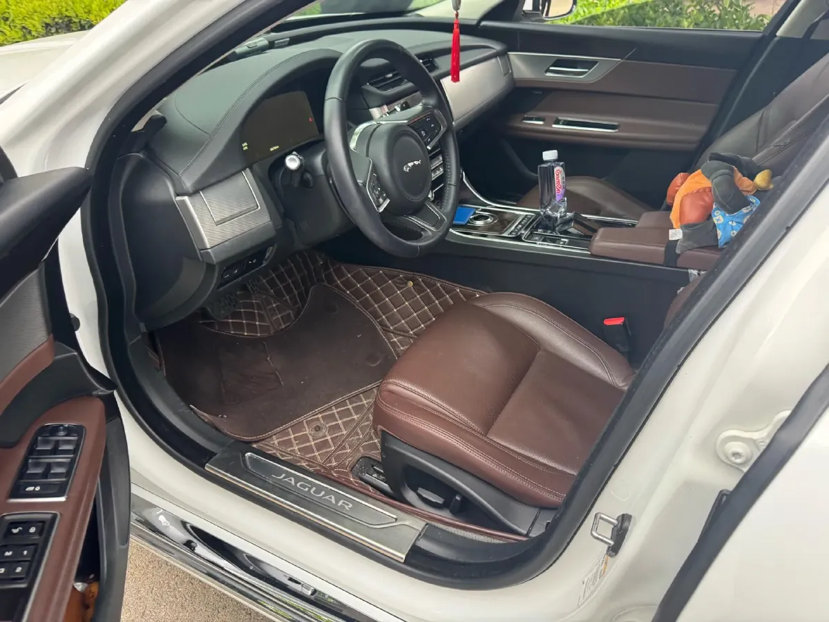 2018 Jaguar XEL 2.0T 250HP L4 8AT,autocango,china used car exporter,china ev exporter,chinese used car exporter,chinese used ev exporter