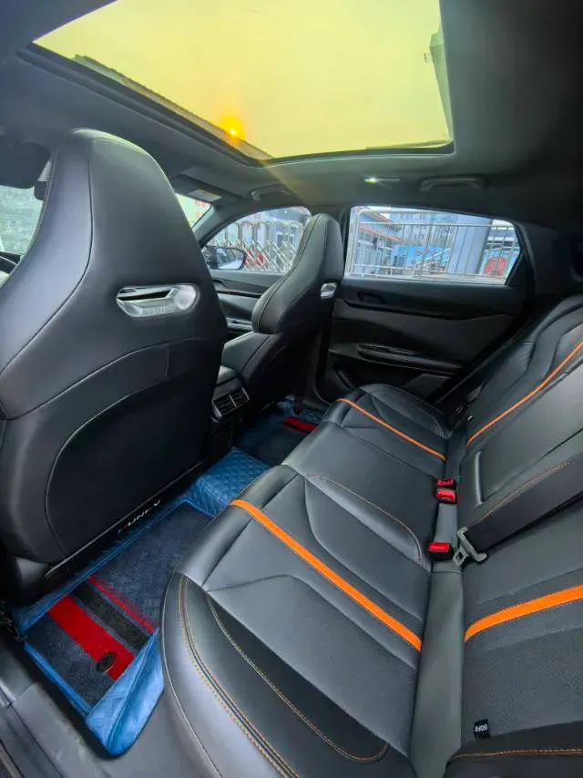 2024 ChangAn UNI-V 1.5T 188HP L4 7DCT,autocango,china used car exporter,china ev exporter,chinese used car exporter,chinese used ev exporter