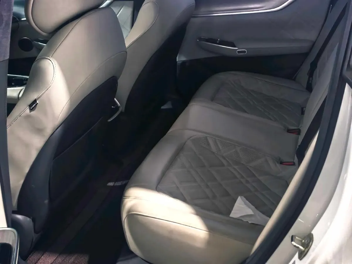 2023 ChangAn QiYuan A07 1.5L 95HP L4 REEV 28.4KWH,autocango,china used car exporter,china ev exporter,chinese used car exporter,chinese used ev exporter