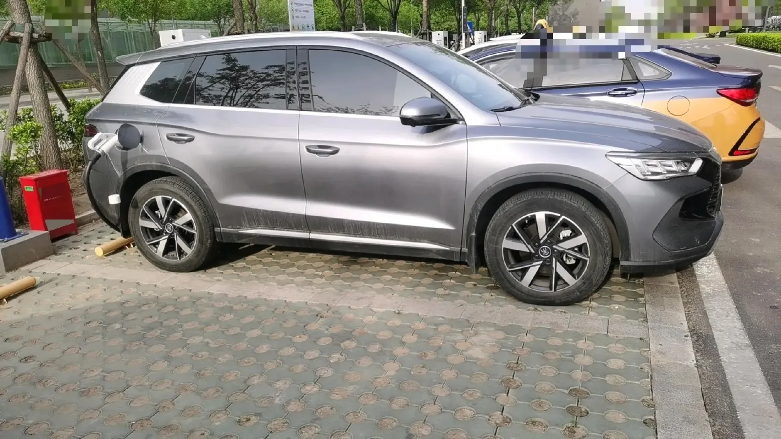 2024 BYD Song Pro 1.5L 110HP L4 E-CVT PHEV 18.3KWH,autocango,china used car exporter,china ev exporter,chinese used car exporter,chinese used ev exporter