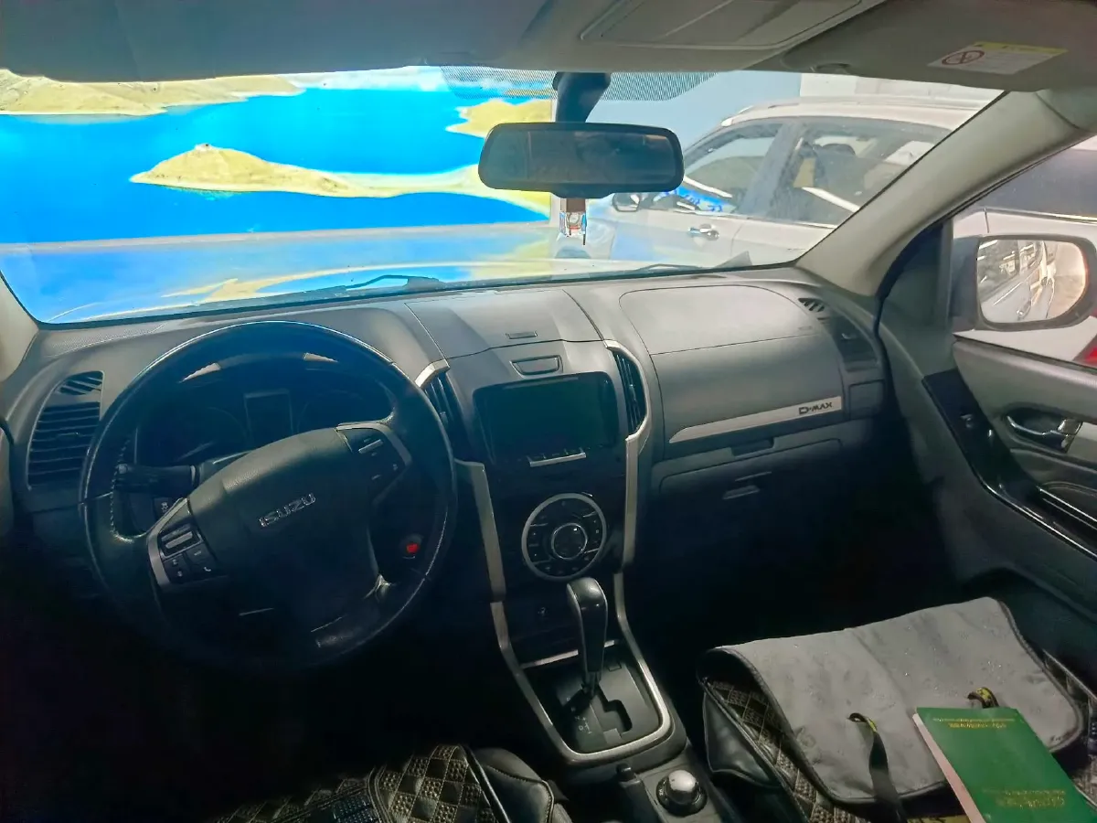 2019 Isuzu D-MAX 3.0T 177HP L4 6AT,autocango,china used car exporter,china ev exporter,chinese used car exporter,chinese used ev exporter