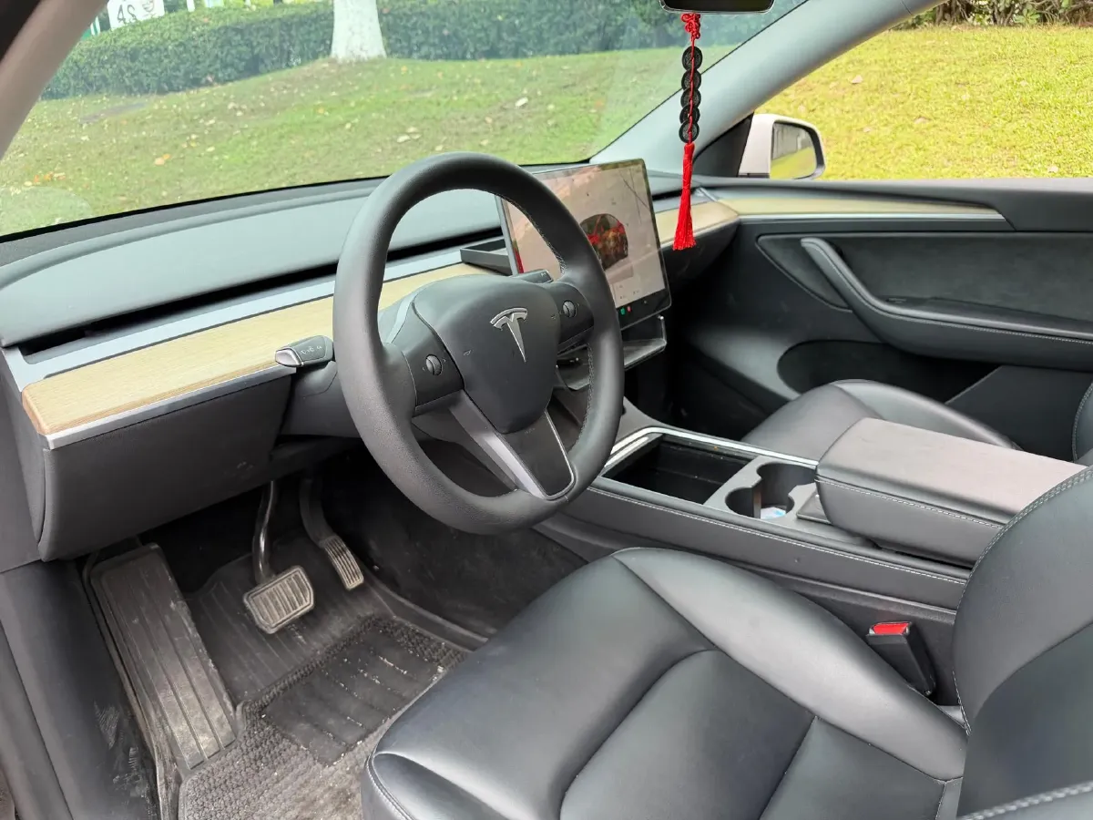 2022 Tesla Model Y BEV 60KWH,autocango,china used car exporter,china ev exporter,chinese used car exporter,chinese used ev exporter