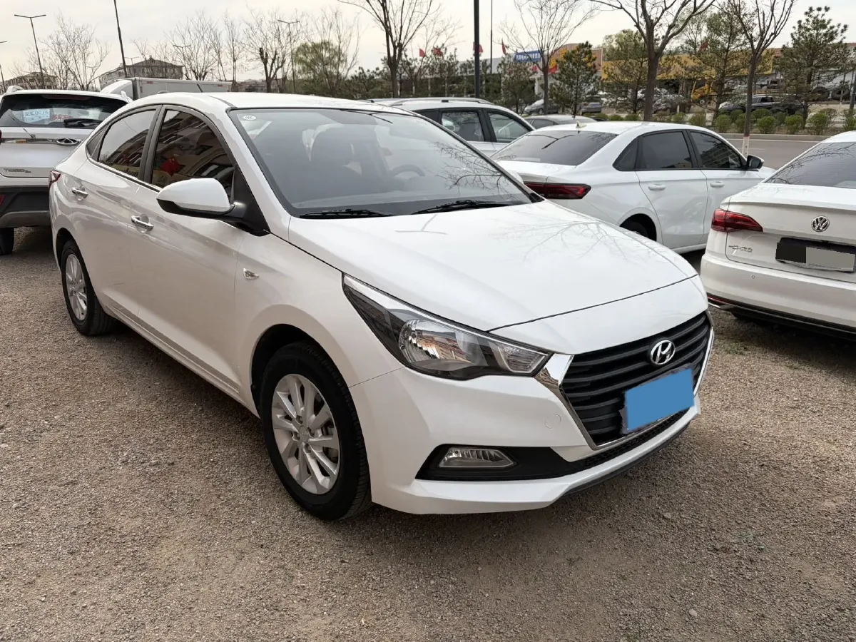 2016 Hyundai Verna 1.4L 100HP L4 6MT,autocango,china used car exporter,china ev exporter,chinese used car exporter,chinese used ev exporter