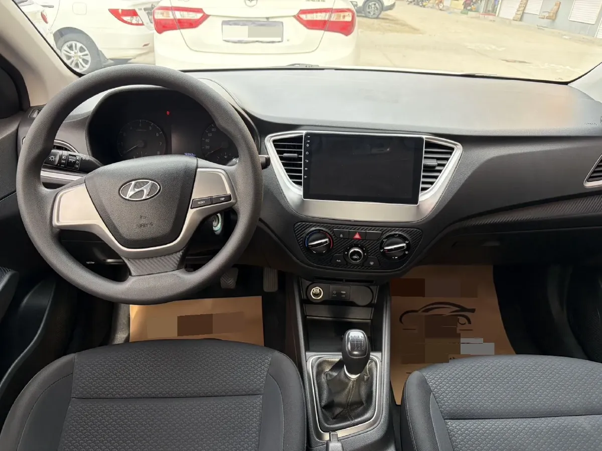 2016 Hyundai Verna 1.4L 100HP L4 6MT,autocango,china used car exporter,china ev exporter,chinese used car exporter,chinese used ev exporter