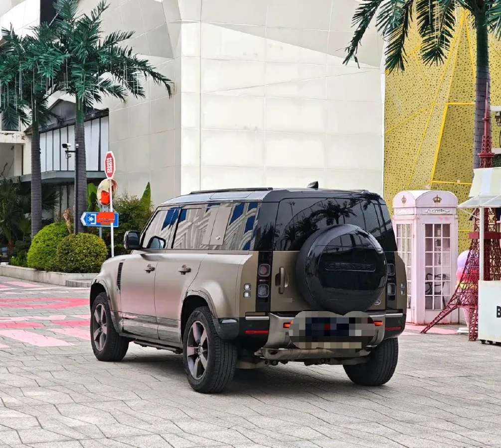 2023 Land Rover Defender 3.0T 400HP L6 8AT,autocango,china used car exporter,china ev exporter,chinese used car exporter,chinese used ev exporter