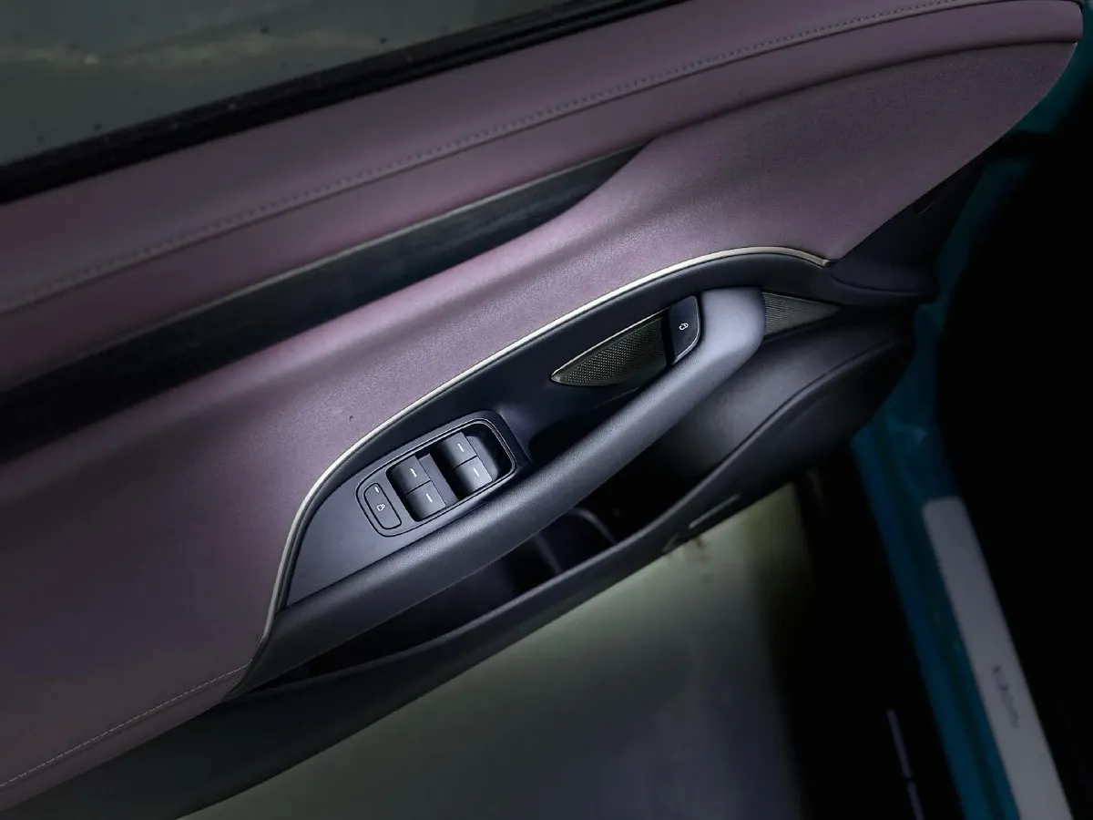 2024 MI SU7 BEV 94.3KWH,autocango,china used car exporter,china ev exporter,chinese used car exporter,chinese used ev exporter