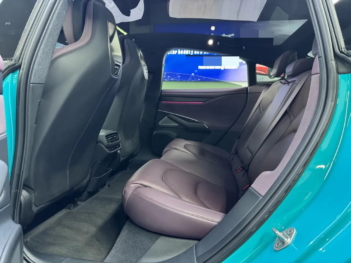 2024 MI SU7 BEV 94.3KWH,autocango,china used car exporter,china ev exporter,chinese used car exporter,chinese used ev exporter