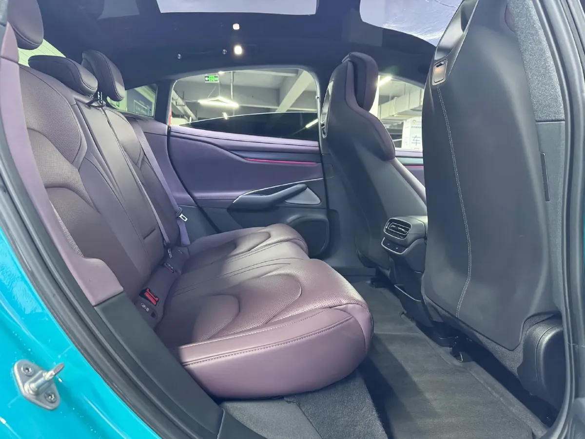 2024 MI SU7 BEV 94.3KWH,autocango,china used car exporter,china ev exporter,chinese used car exporter,chinese used ev exporter