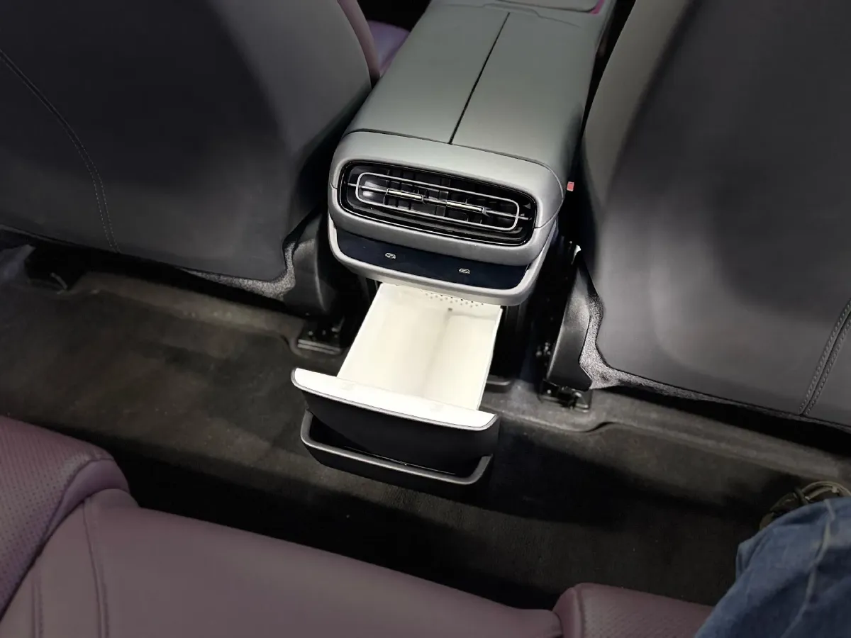 2024 MI SU7 BEV 94.3KWH,autocango,china used car exporter,china ev exporter,chinese used car exporter,chinese used ev exporter