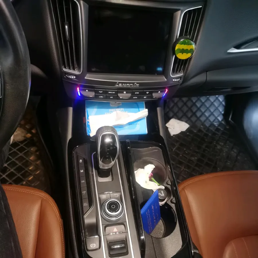 2018 Maserati Levante 3.0T 350HP V6 8AT,autocango,china used car exporter,china ev exporter,chinese used car exporter,chinese used ev exporter