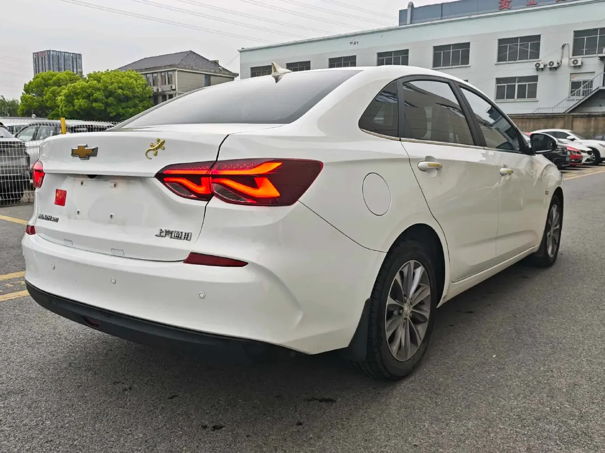 2020 Chevrolet Monza 1.5L 113HP L4 6AT,autocango,china used car exporter,china ev exporter,chinese used car exporter,chinese used ev exporter