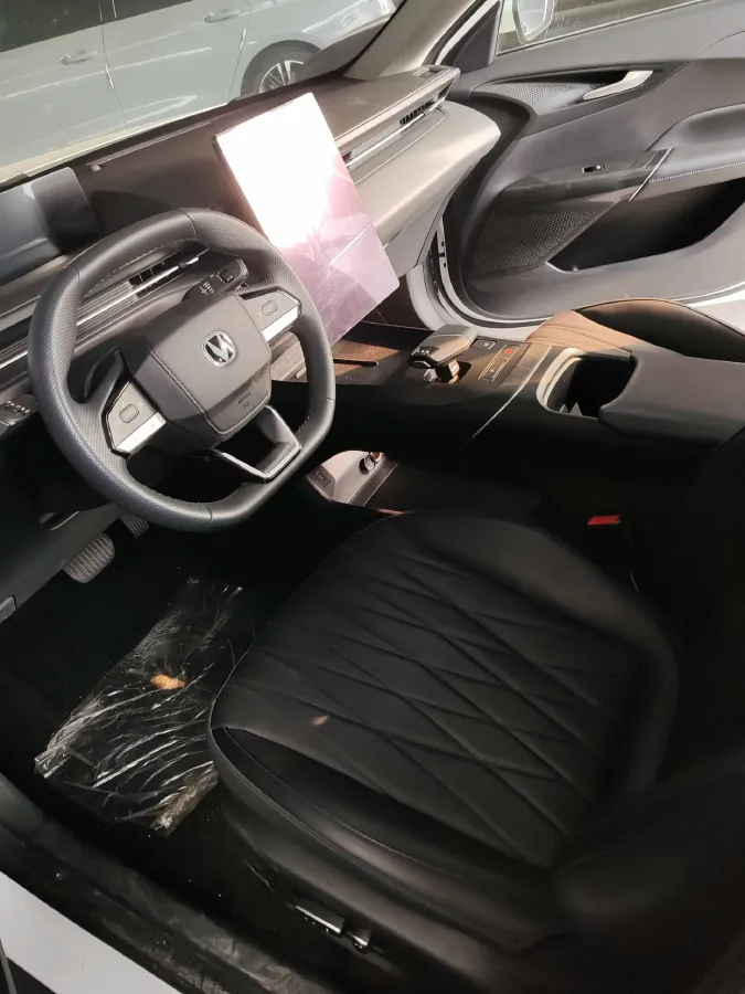 2024 ChangAn Eado 1.5T 170HP L4 7DCT,autocango,china used car exporter,china ev exporter,chinese used car exporter,chinese used ev exporter