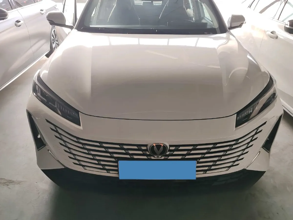 2024 ChangAn Eado 1.5T 170HP L4 7DCT,autocango,china used car exporter,china ev exporter,chinese used car exporter,chinese used ev exporter