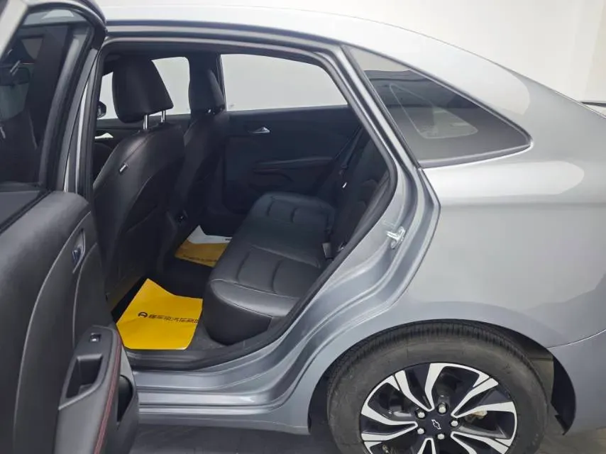 2020 Chevrolet Monza 1.3T 163HP L3 6AT,autocango,china used car exporter,china ev exporter,chinese used car exporter,chinese used ev exporter