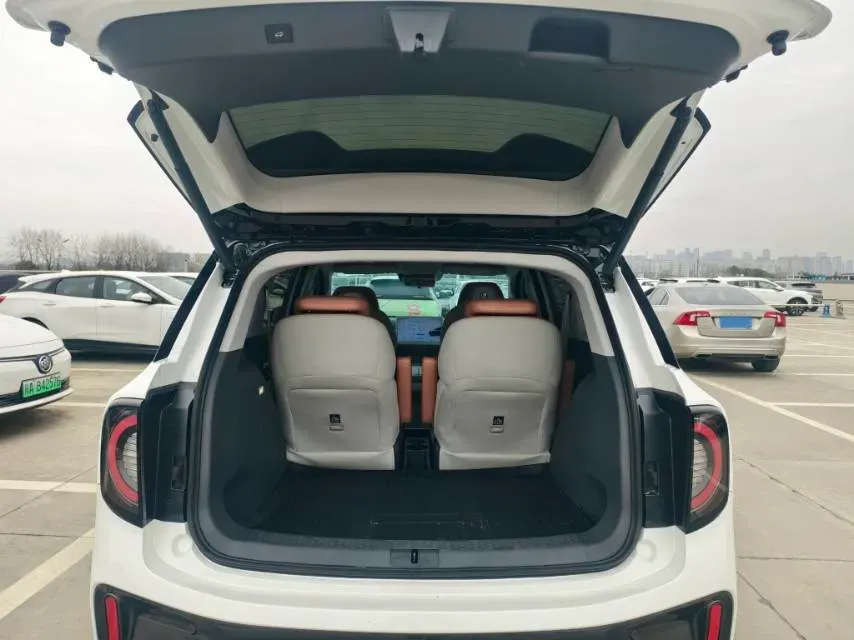 2023 JAC T8 2.0T 170HP L4 8AT,autocango,china used car exporter,china ev exporter,chinese used car exporter,chinese used ev exporter