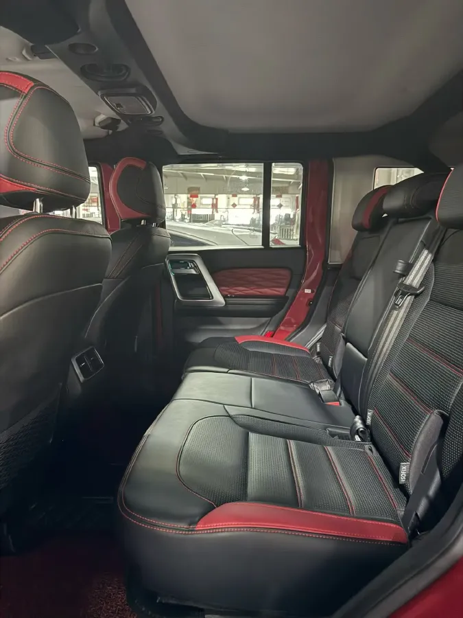 2019 Beijing BJ40 2.0T 218HP L4 6AT,autocango,china used car exporter,china ev exporter,chinese used car exporter,chinese used ev exporter