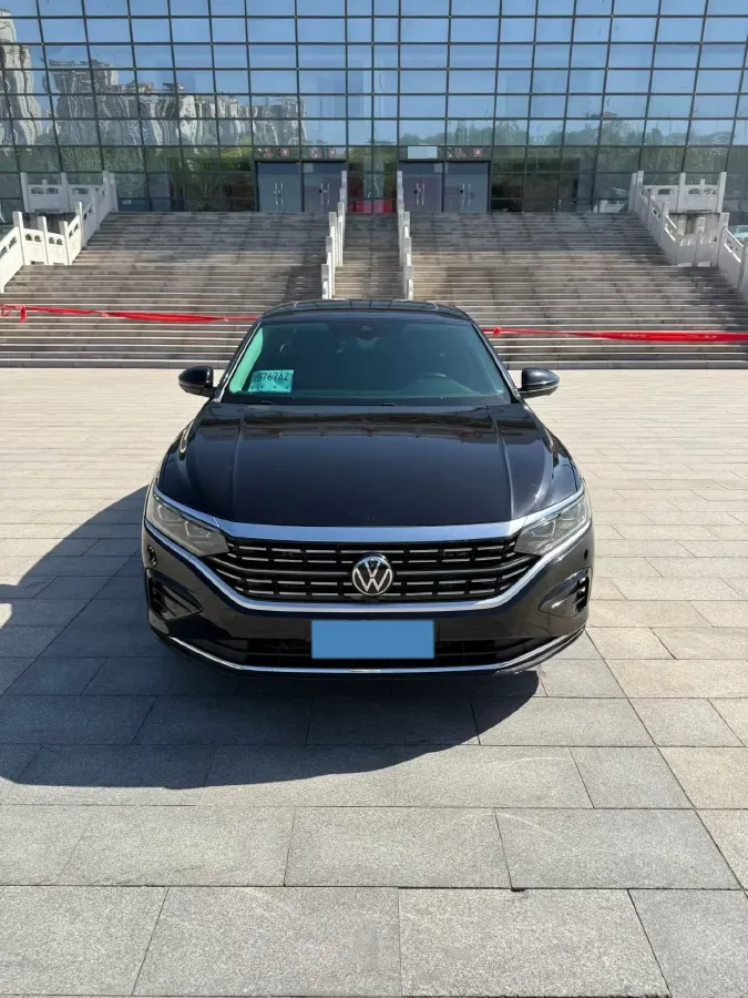 2023 Volkswagen Passat 2.0T 186HP L4 7DCT,autocango,china used car exporter,china ev exporter,chinese used car exporter,chinese used ev exporter