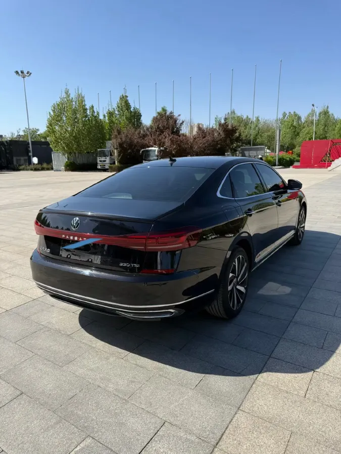 2023 Volkswagen Passat 2.0T 186HP L4 7DCT,autocango,china used car exporter,china ev exporter,chinese used car exporter,chinese used ev exporter