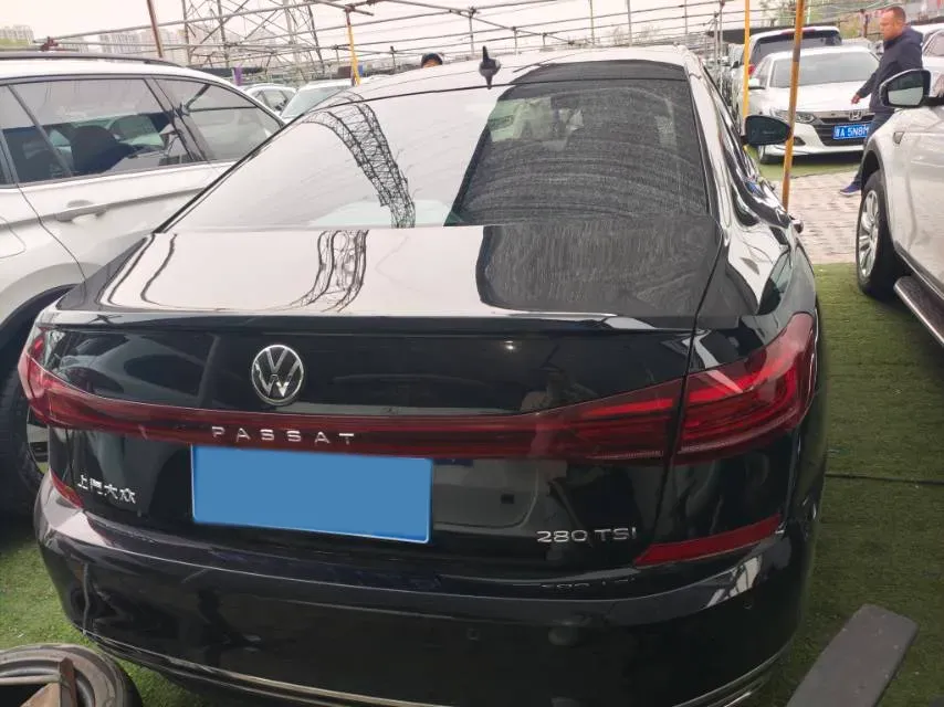 2023 Volkswagen Passat 1.4T 150HP L4 7DCT,autocango,china used car exporter,china ev exporter,chinese used car exporter,chinese used ev exporter