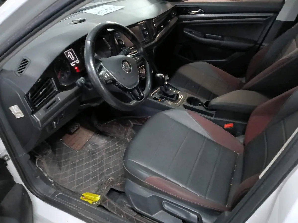 2019 Bestune T77 1.2T 143HP L4 7DCT,autocango,china used car exporter,china ev exporter,chinese used car exporter,chinese used ev exporter