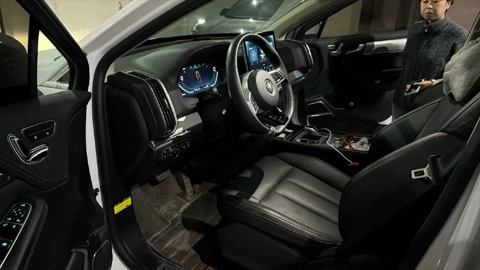 2018 BYD Tang 2.0T 205HP L4 6DCT PHEV 19.96KWH,autocango,china used car exporter,china ev exporter,chinese used car exporter,chinese used ev exporter