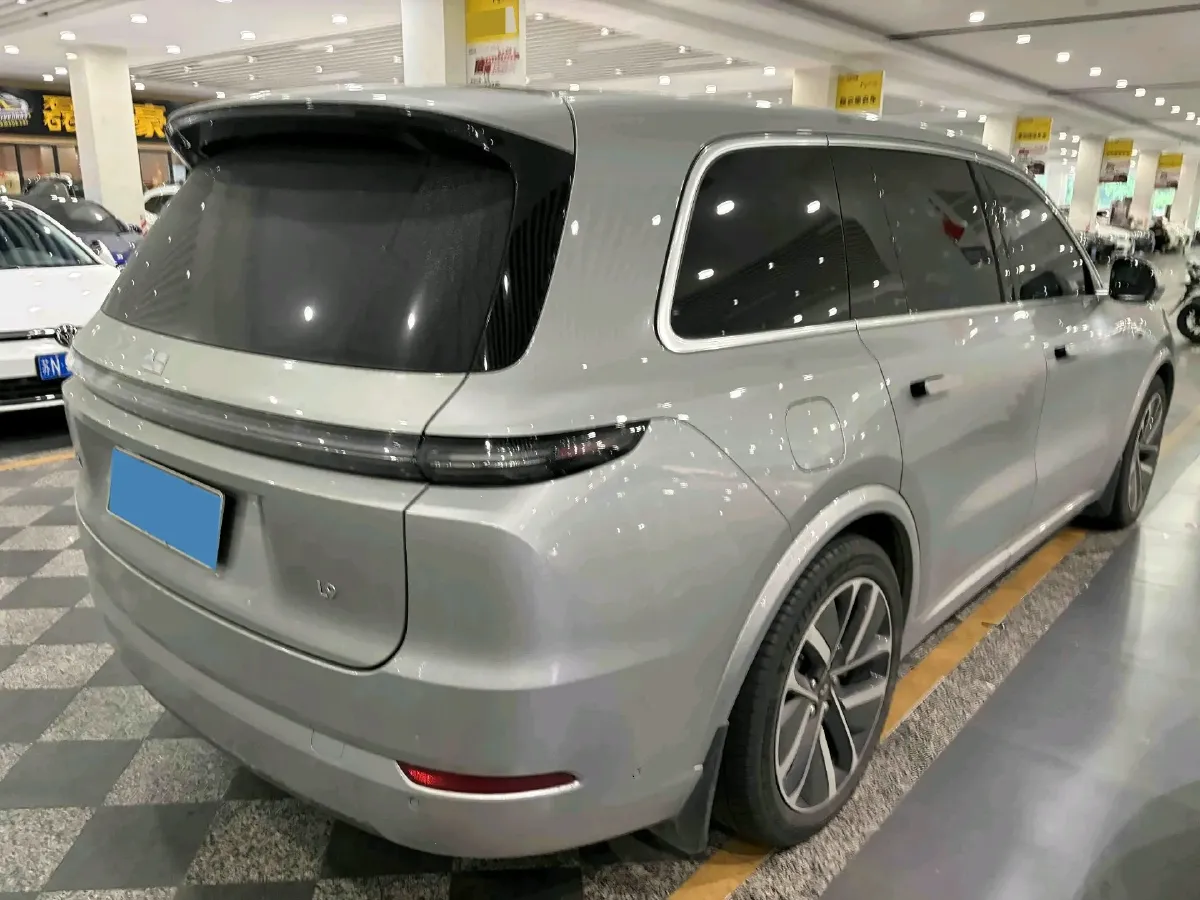 2022 Li L9 Range Extended 154HP REEV 42.6KWH,autocango,china used car exporter,china ev exporter,chinese used car exporter,chinese used ev exporter
