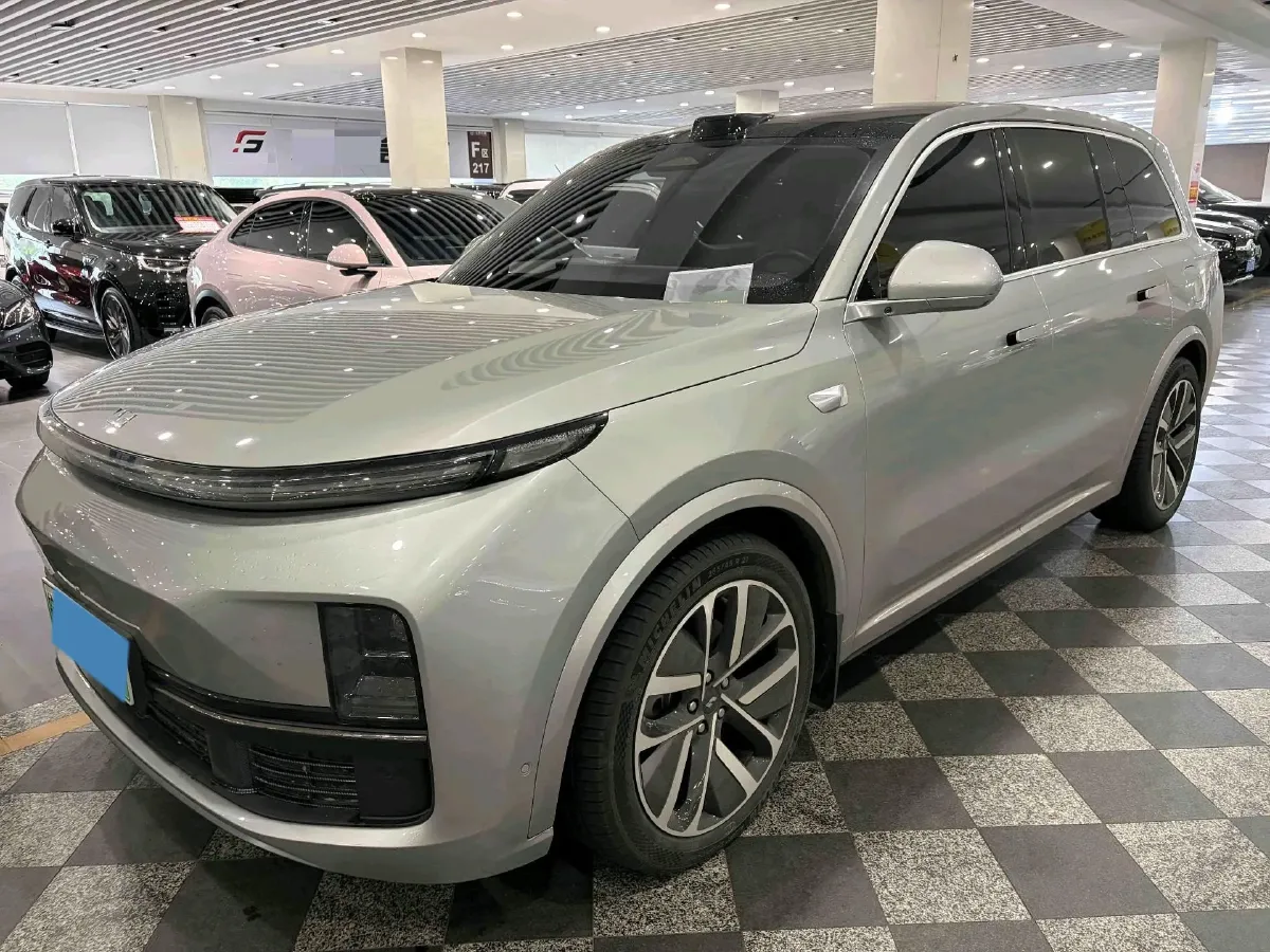 2022 Li L9 Range Extended 154HP REEV 42.6KWH,autocango,china used car exporter,china ev exporter,chinese used car exporter,chinese used ev exporter