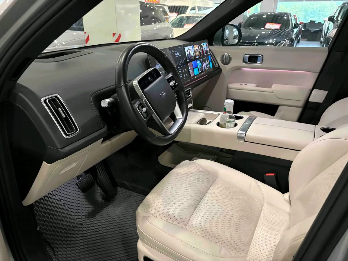 2022 Li L9 Range Extended 154HP REEV 42.6KWH,autocango,china used car exporter,china ev exporter,chinese used car exporter,chinese used ev exporter