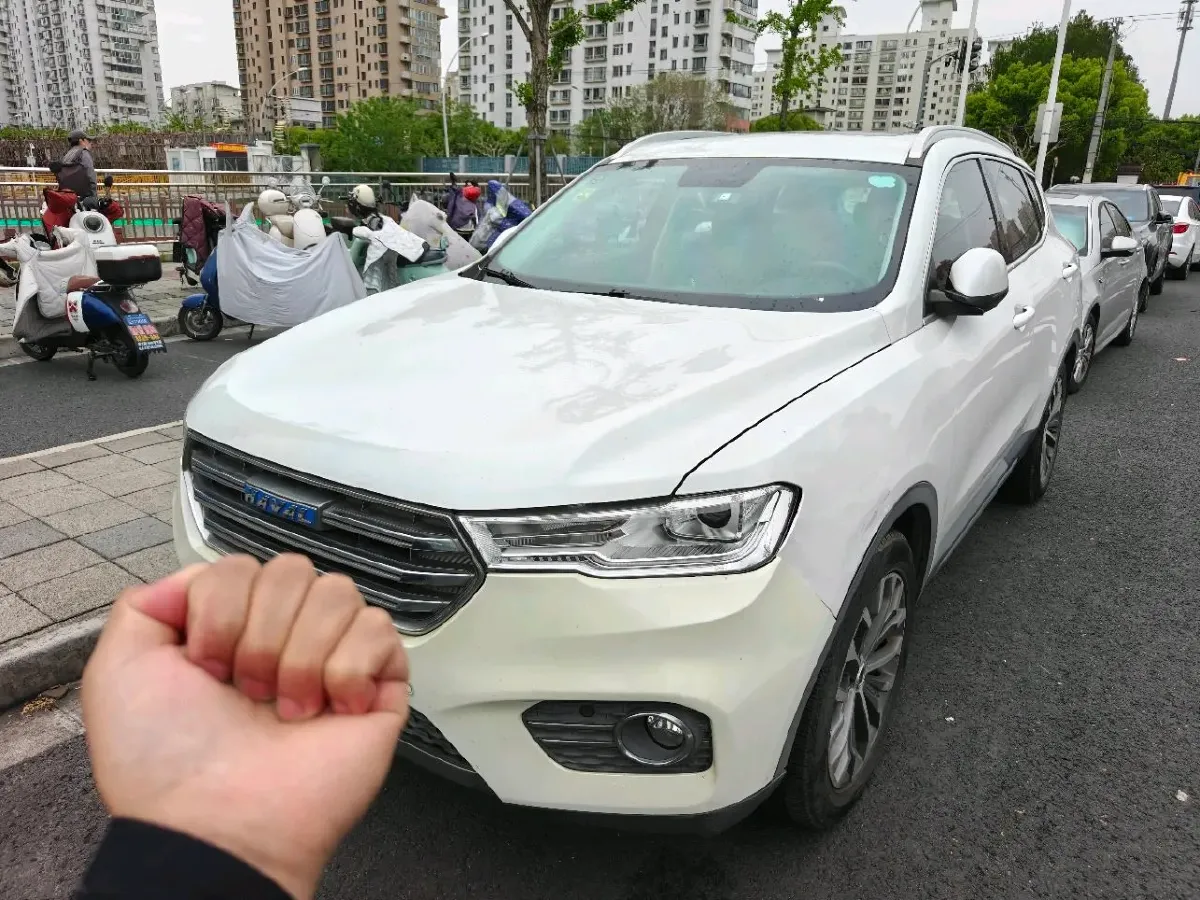 2017 Haval H6 1.5T 169HP L4 7DCT,autocango,china used car exporter,china ev exporter,chinese used car exporter,chinese used ev exporter