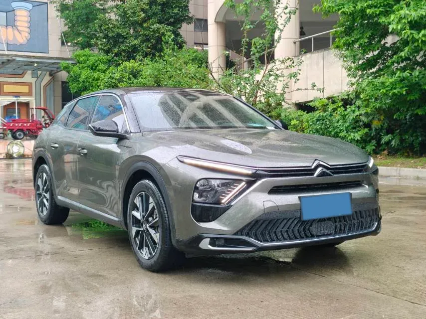 2022 Citroen C5 X 1.6T 175HP L4 8AT,autocango,china used car exporter,china ev exporter,chinese used car exporter,chinese used ev exporter