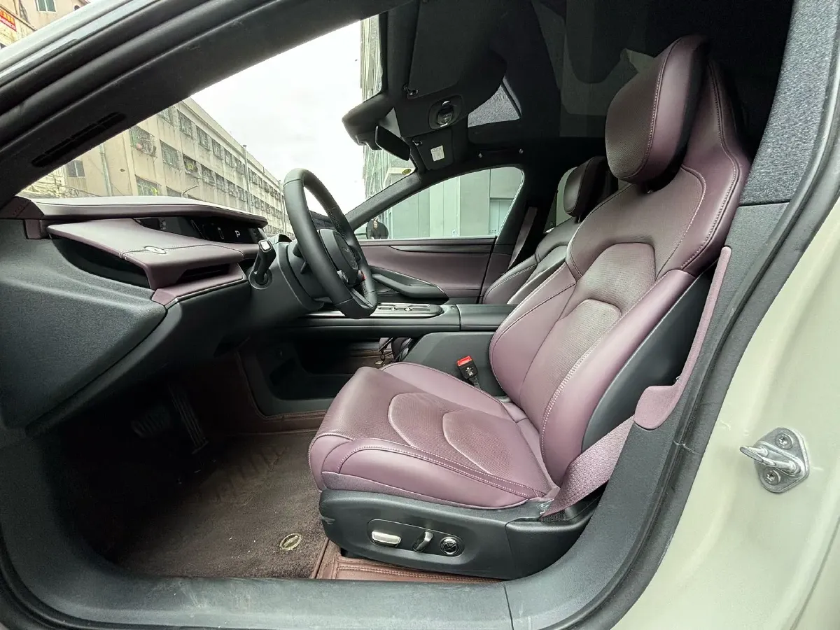 2024 MI SU7 BEV 73.6KWH,autocango,china used car exporter,china ev exporter,chinese used car exporter,chinese used ev exporter