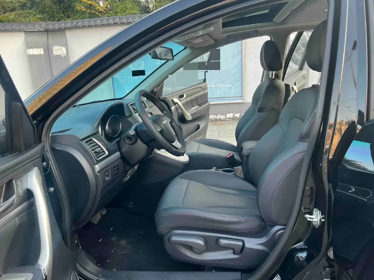 2019 Haval M6 1.5T 150HP L4 7DCT,autocango,china used car exporter,china ev exporter,chinese used car exporter,chinese used ev exporter