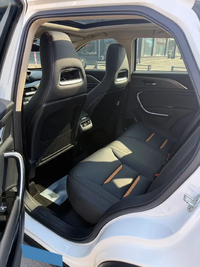 2020 Bestune T77 1.5T 169HP L4 7DCT,autocango,china used car exporter,china ev exporter,chinese used car exporter,chinese used ev exporter