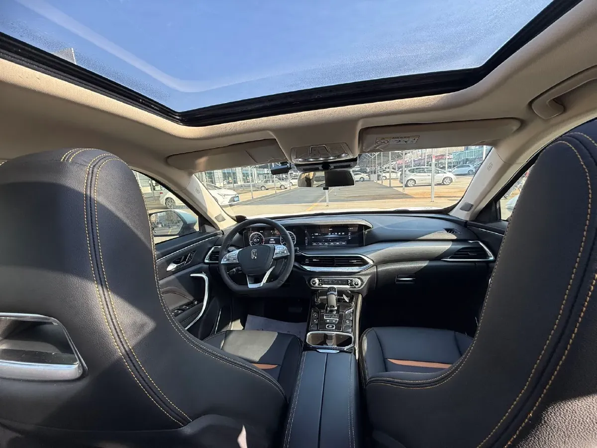 2020 Bestune T77 1.5T 169HP L4 7DCT,autocango,china used car exporter,china ev exporter,chinese used car exporter,chinese used ev exporter