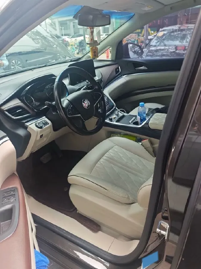 2022 Buick GL8 2.0T 237HP L4 9AT,autocango,china used car exporter,china ev exporter,chinese used car exporter,chinese used ev exporter