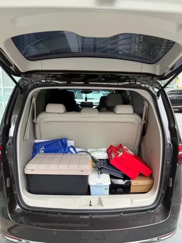 2022 Buick GL8 2.0T 237HP L4 9AT,autocango,china used car exporter,china ev exporter,chinese used car exporter,chinese used ev exporter