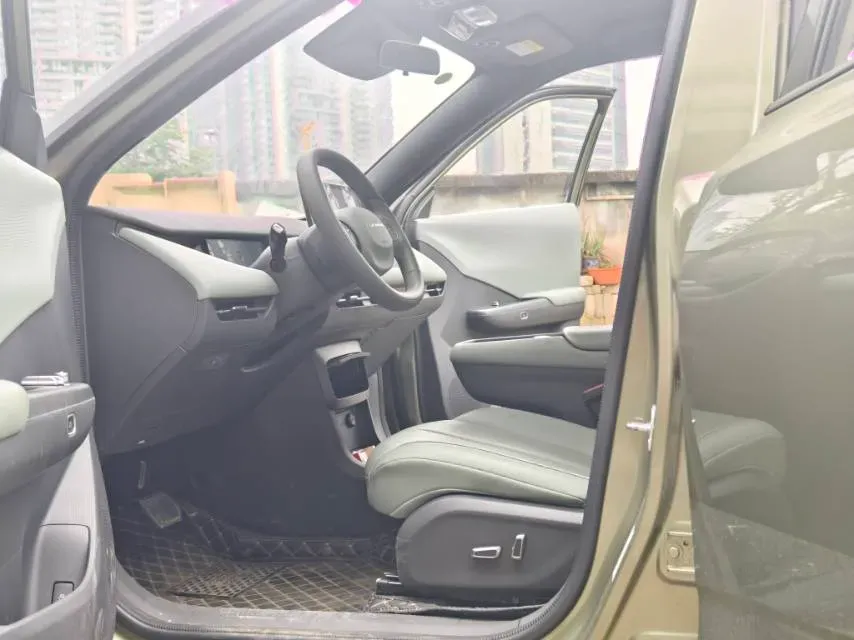 2025 DongFeng Nammi 06 BEV,autocango,china used car exporter,china ev exporter,chinese used car exporter,chinese used ev exporter