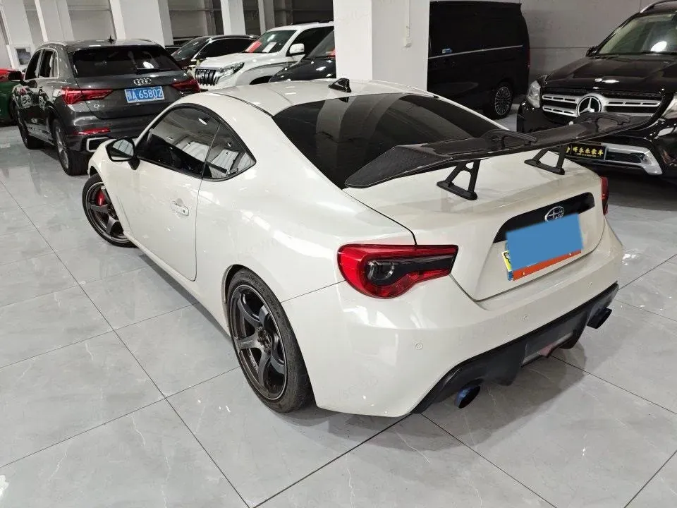 2019 Ford Focus 2.3T 280HP L4 6MT,autocango,china used car exporter,china ev exporter,chinese used car exporter,chinese used ev exporter