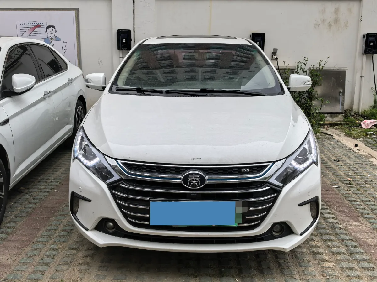 2017 BYD Qin 1.5T 154HP L4 6DCT PHEV 15.2KWH,autocango,china used car exporter,china ev exporter,chinese used car exporter,chinese used ev exporter